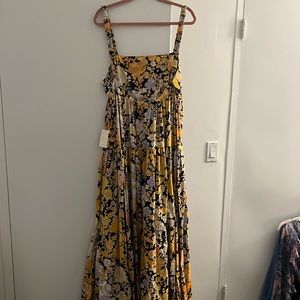 Free people floral maxi dress - size medium - new with tags!